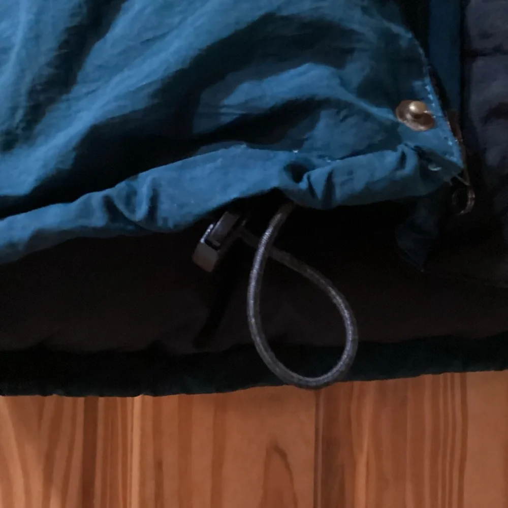 Toma Kids winter jacket in teal - size M (10-12)